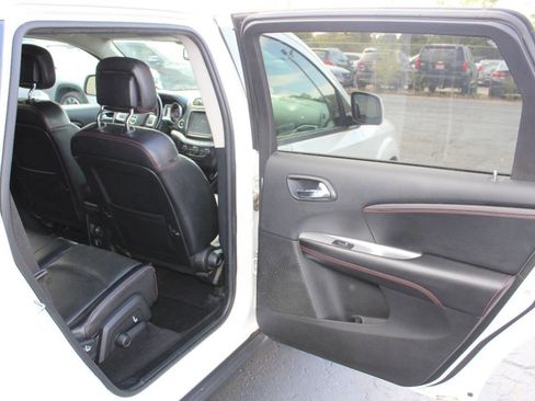 Used 2018 Dodge Journey GT image 16