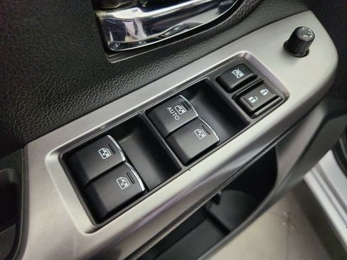 Used 2016 Subaru Crosstrek Touring w/ Popular Package #1 AWD/4WD image 20