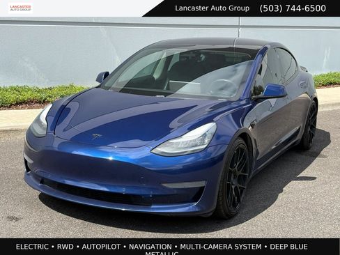 Used 2020 Tesla Model 3 Standard Range Plus RWD image 1