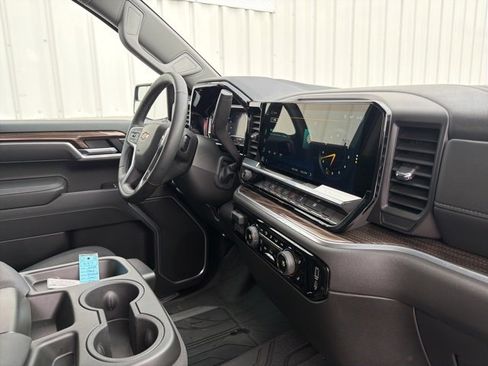 Used 2025 Chevrolet Silverado 1500 LT w/ All Star Edition Plus image 33