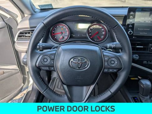 Used 2023 Toyota Camry XSE FWD image 13
