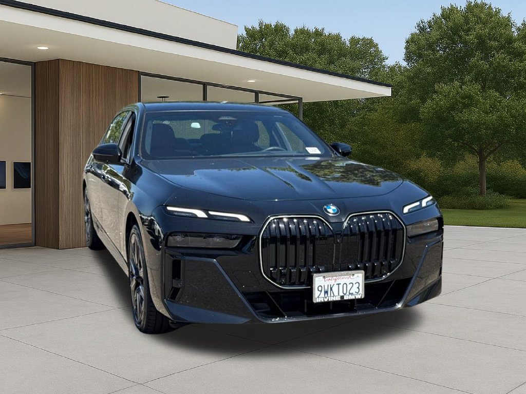 Used 2026 BMW 740i w/ Premium Package RWD image 5