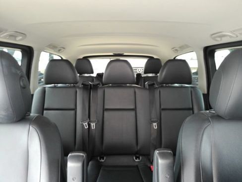 Used 2023 Mercedes-Benz Metris Passenger image 8