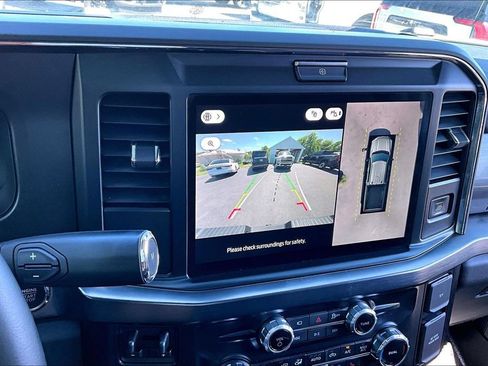 Used 2025 Ford F250 Lariat AWD/4WD image 18