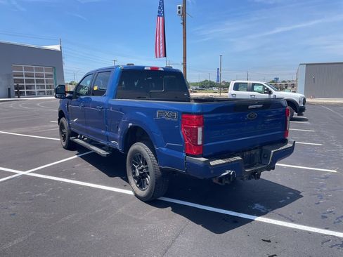 Used 2022 Ford F250 Lariat w/ Black Appearance Package AWD/4WD image 6