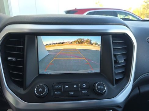 Used 2017 GMC Acadia SLT image 27