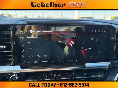 Used 2025 GMC Sierra 1500 SLT image 30