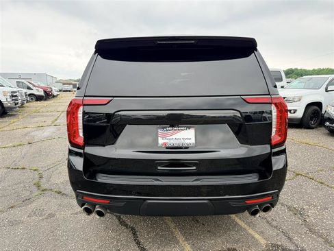 Used 2022 GMC Yukon XL Denali w/ Max Trailering Package AWD/4WD image 6