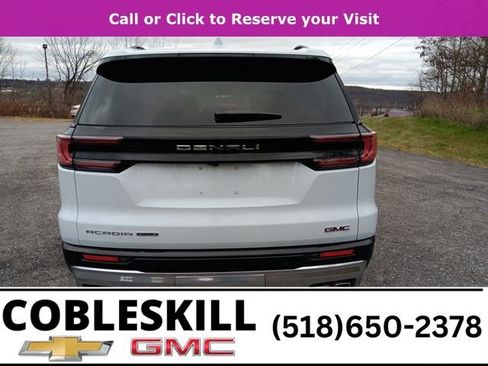 New 2026 GMC Acadia Denali w/ Super Cruise Package image 4