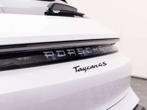 New 2025 Porsche Taycan 4S image 25