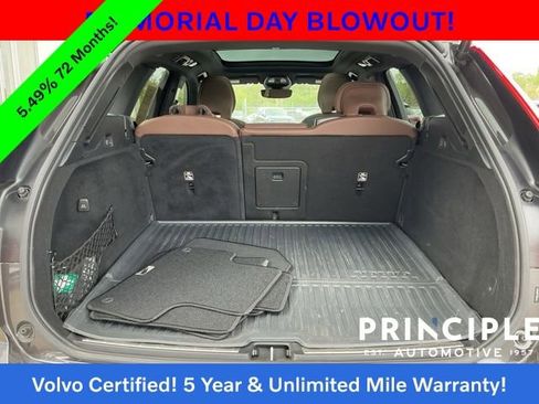 Certified 2024 Volvo XC60 T8 Plus w/ Protection Package Premier AWD/4WD image 14