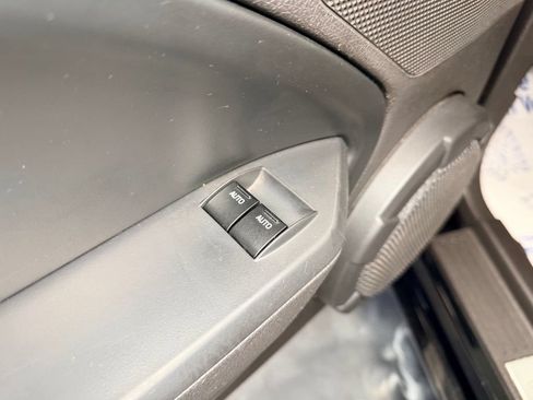 Used 2006 Ford Mustang GT RWD image 15