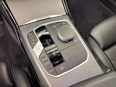 Used 2024 BMW 230i Coupe w/ Convenience Package image 15