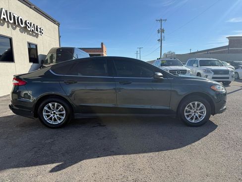 Used 2015 Ford Fusion S image 4