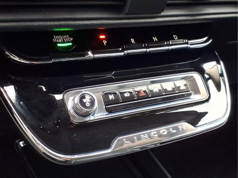 Used 2024 Lincoln Corsair AWD w/ Equipment Group 101A image 20