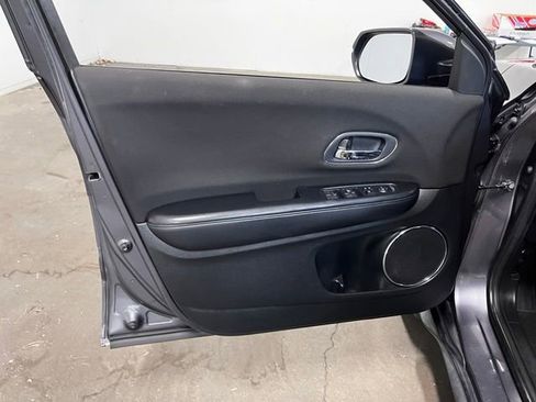 Used 2016 Honda HR-V EX image 24