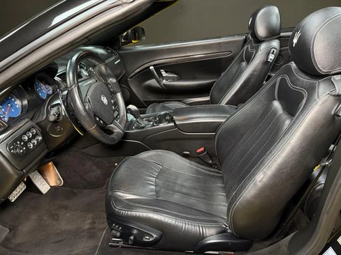 Used 2013 Maserati GranTurismo Convertible RWD image 22