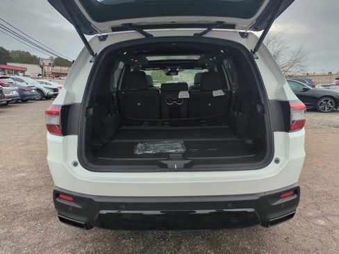 New 2026 Honda Pilot Black Edition image 31