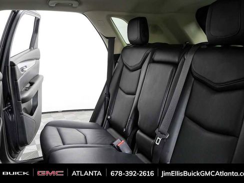 Used 2018 Cadillac XT5 Luxury w/ Driver Awareness Package image 22