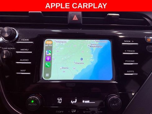 Used 2019 Toyota Camry SE image 6