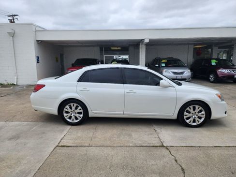 Used 2008 Toyota Avalon XLS FWD image 7
