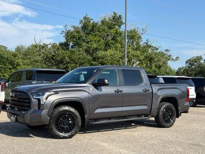 Used 2025 Toyota Tundra SR5 w/ SR5 Convenience Package