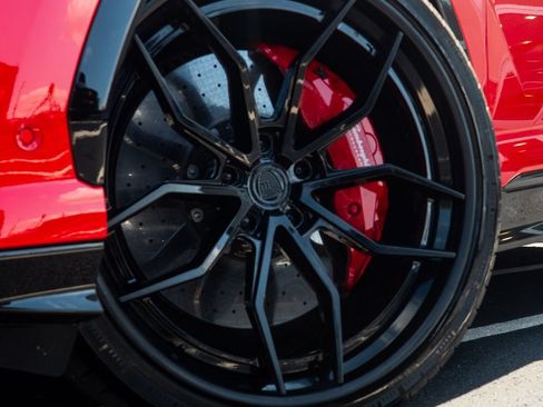 Used 2020 Lamborghini Urus AWD/4WD image 5