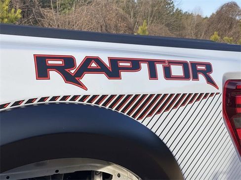 Used 2025 Ford F150 Raptor image 46