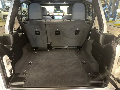 Used 2024 Jeep Wrangler Unlimited Sport AWD/4WD image 17