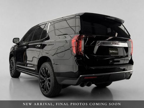 Used 2021 GMC Yukon Denali w/ Denali Premium Package AWD/4WD image 6