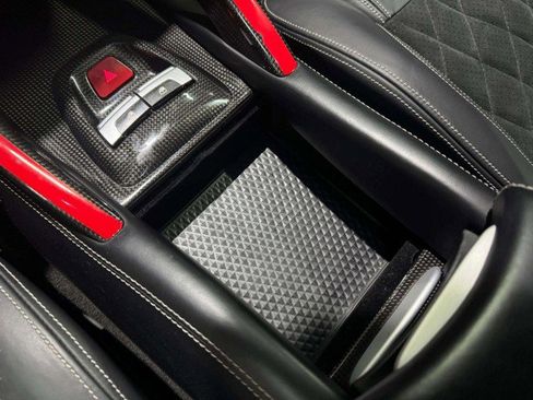 Used 2014 Ferrari FF image 48