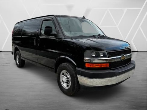 Used 2019 Chevrolet Express 2500 w/ Driver Convenience Package image 6