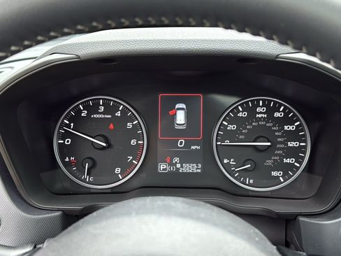 Certified 2025 Subaru Forester Premium AWD/4WD image 16