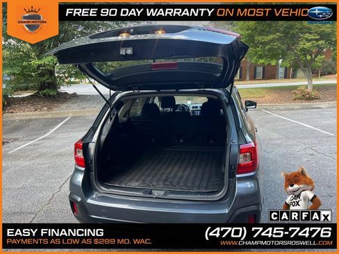 Used 2018 Subaru Outback 2.5i Premium image 12