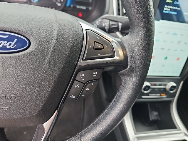 Used 2024 Ford Edge SEL AWD/4WD image 18