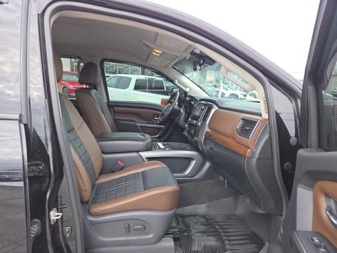 Used 2018 Nissan Titan Platinum Reserve w/ Platinum Utility Package image 14