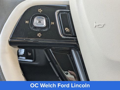 Used 2024 Lincoln Corsair FWD w/ Equipment Group 101A image 30