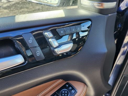 Used 2019 Mercedes-Benz GLE 400 4MATIC image 27