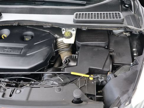 Used 2015 Ford Escape Titanium w/ Equipment Group 301A AWD/4WD image 41