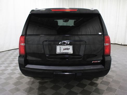 Used 2020 Chevrolet Suburban Premier image 40