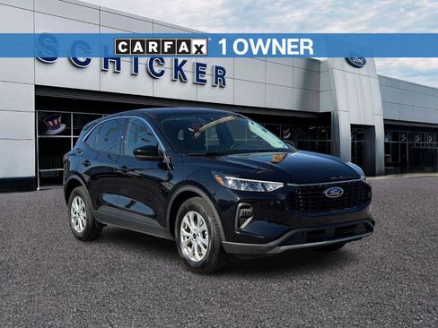 Certified 2023 Ford Escape Active w/ Tech Pack #2 image 1