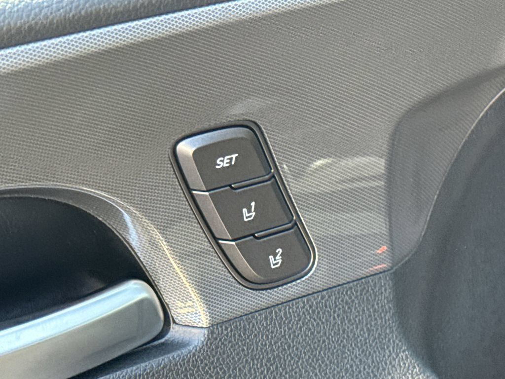 Used 2022 Hyundai Santa Fe Calligraphy FWD image 22