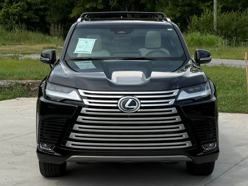 Used 2026 Lexus LX 700h Luxury AWD/4WD image 5