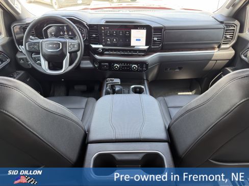 Used 2025 GMC Sierra 1500 SLT w/ SLT Premium Plus Package image 9