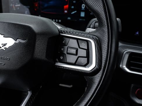 Used 2025 Ford Mustang GT Premium RWD image 24