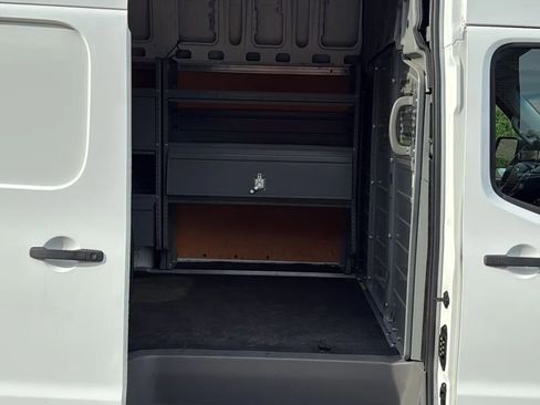 Used 2014 Nissan NV 2500 SV w/ Side & Curtain Airbag Package RWD image 19