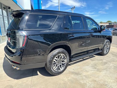 Used 2025 Chevrolet Tahoe Z71 w/ Comfort Package AWD/4WD image 5