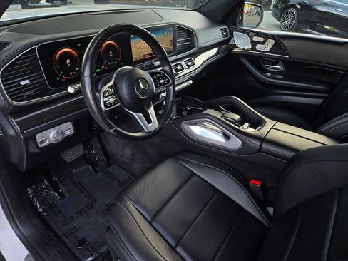 Used 2020 Mercedes-Benz GLS 450 4MATIC image 9