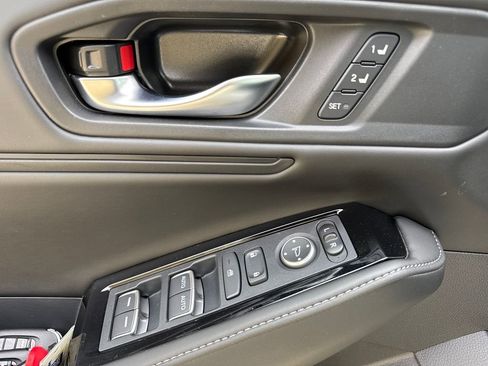 Certified 2023 Honda Accord Touring image 14