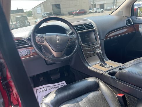Used 2013 Lincoln MKX AWD image 13